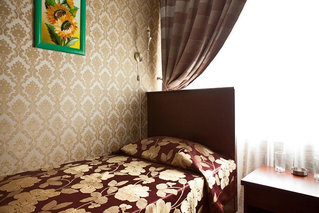 Hotel Topaz Астана Екстериор снимка