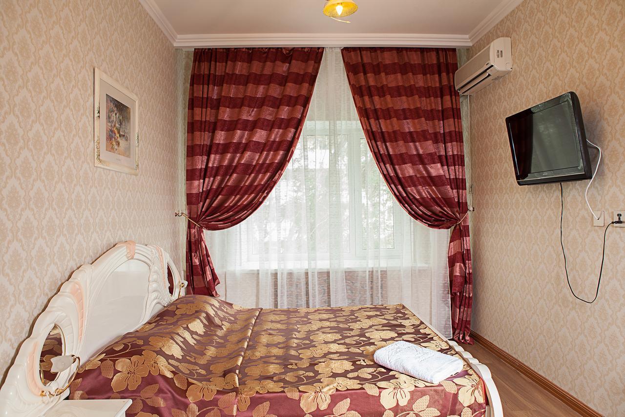 Hotel Topaz Астана Екстериор снимка