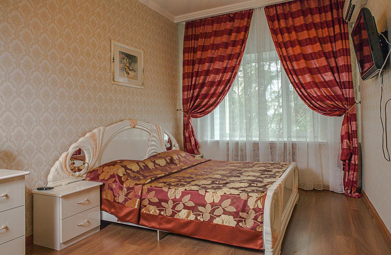 Hotel Topaz Астана Екстериор снимка