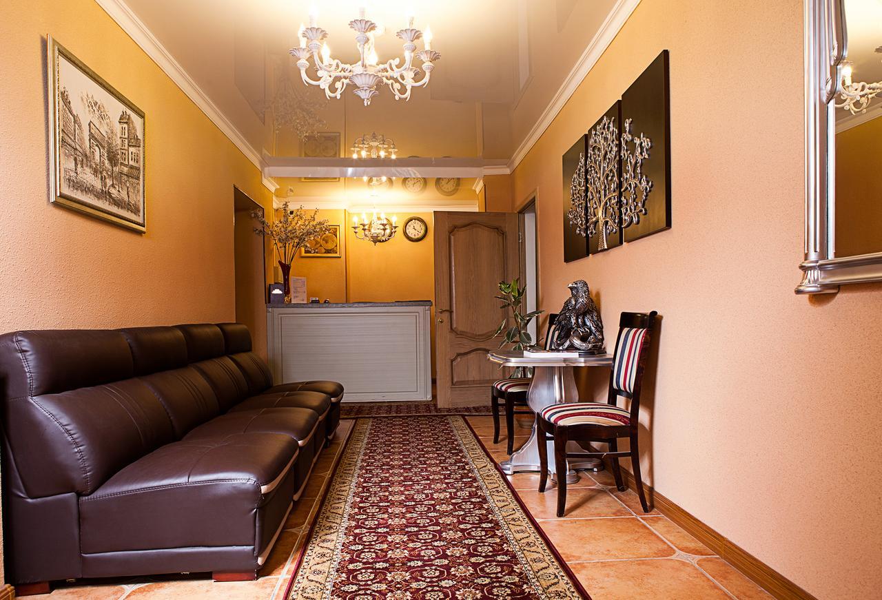 Hotel Topaz Астана Екстериор снимка